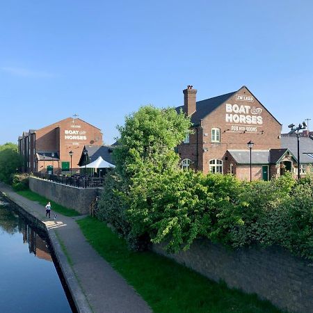 Boat & Horses Inn 올덤 외부 사진