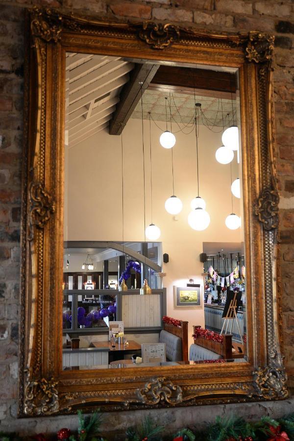 Boat & Horses Inn 올덤 외부 사진