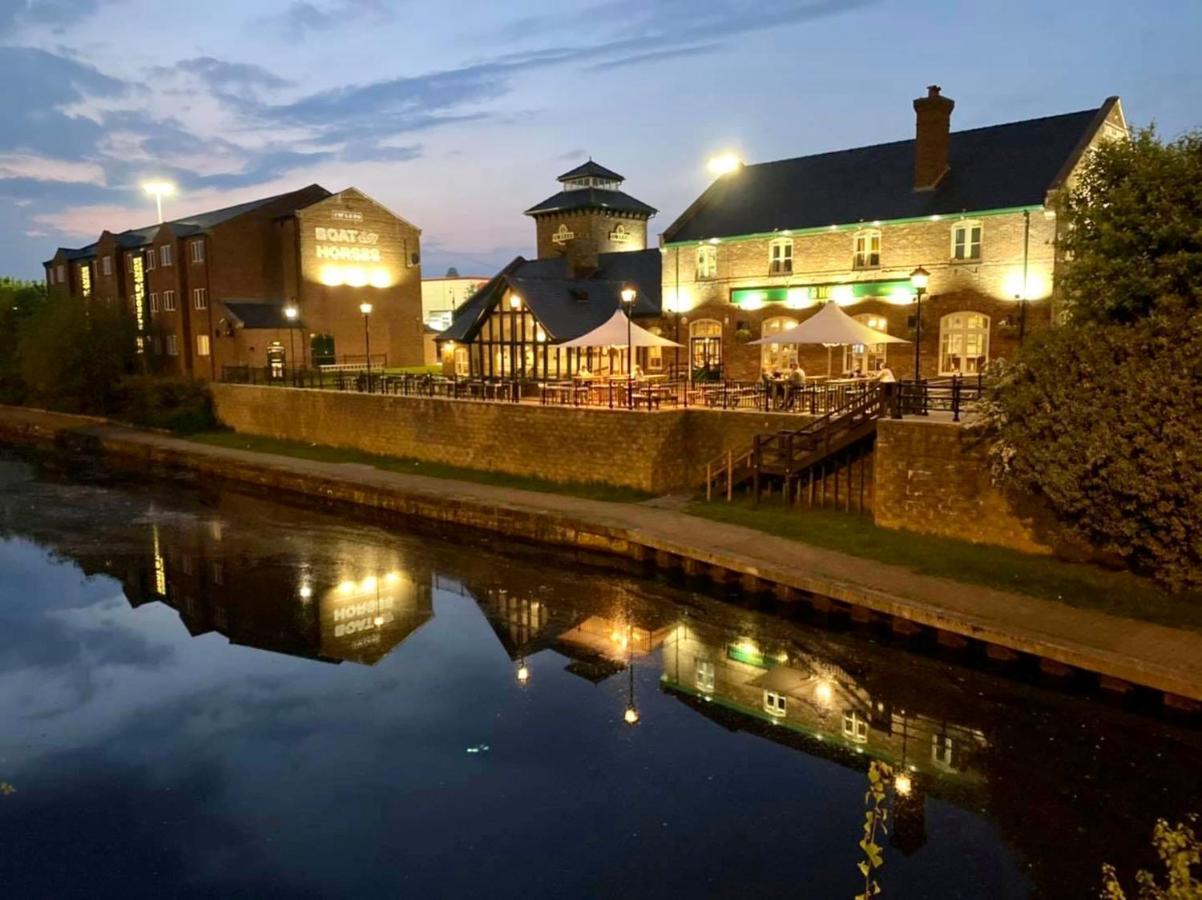 Boat & Horses Inn 올덤 외부 사진
